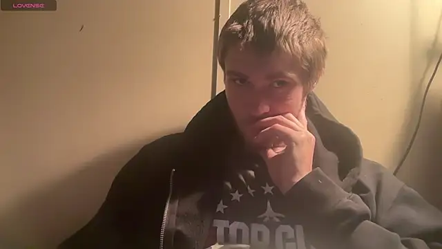 Snapshot of anomalies_ig chatting on December 2025 06:52:01 AM anomalies ig online show from December 2025 06:52:01 AM