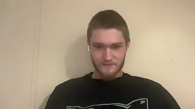 Snapshot of anomalies_ig chatting on October 2025 07:57:02 PM anomalies ig online show from October 2025 07:57:02 PM