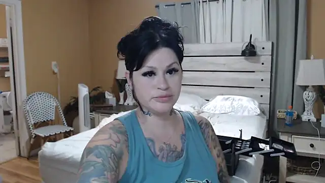 TexasTattooedHouseWife online show from April 2026 02:13:02 PM