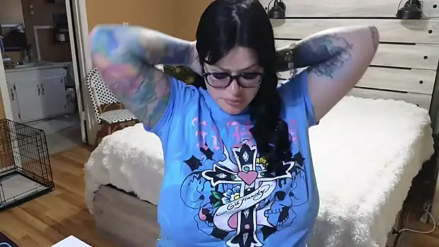 TexasTattooedHouseWife online show from March 2026 02:16:01 PM