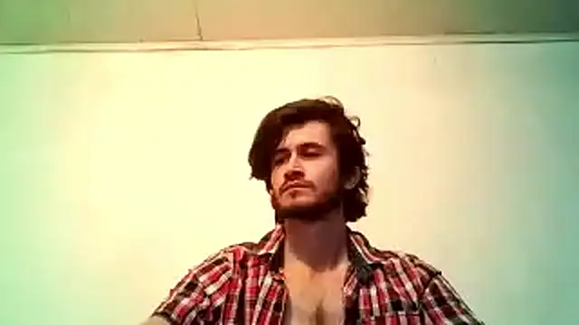 Snapshot of Loggan_donnelly chatting on November 2025 10:13:02 PM Loggan donnelly online show from November 2025 10:13:02 PM