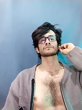 Loggan donnelly online show from April 2026 03:43:02 AM