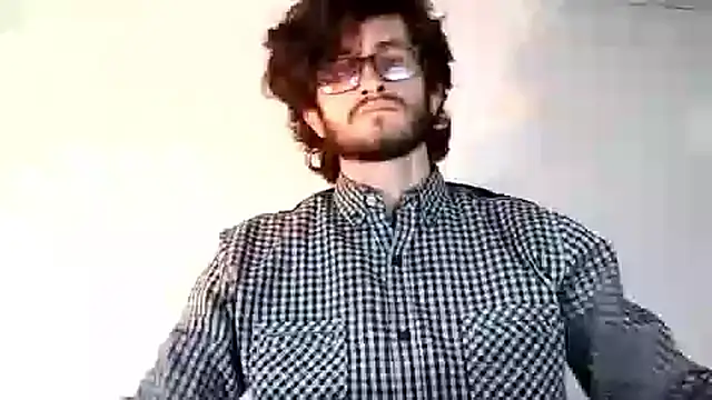 Snapshot of Loggan_donnelly chatting on November 2025 08:14:01 PM Loggan donnelly online show from November 2025 08:14:01 PM