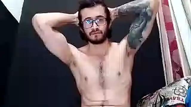 Snapshot of Loggan_donnelly chatting on November 2025 06:40:02 AM Loggan donnelly online show from November 2025 06:40:02 AM