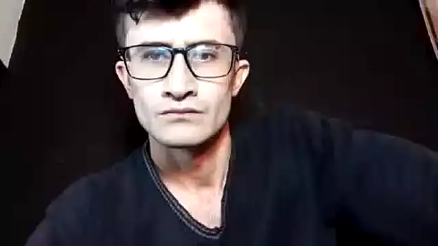 Snapshot of Loggan_donnelly chatting on November 2025 10:14:02 PM Loggan donnelly online show from November 2025 10:14:02 PM