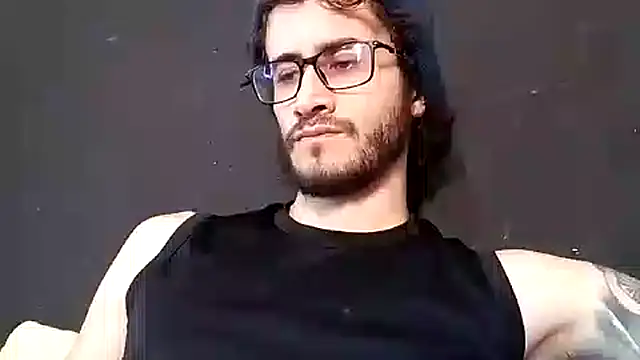 Snapshot of Loggan_donnelly chatting on November 2025 07:07:02 PM Loggan donnelly online show from November 2025 07:07:02 PM