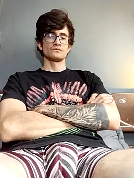 Loggan donnelly online show from March 2026 06:56:01 PM