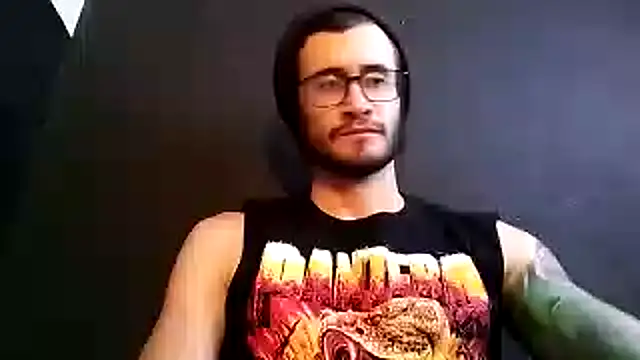 Loggan donnelly online show from October 2025 07:16:02 PM