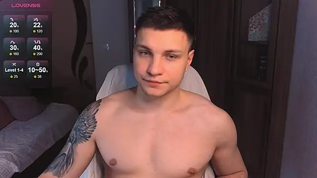 handsome guy01 online show from February 2025 06:37:01 PM