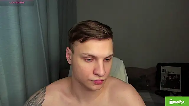 handsome guy01 online show from May 2026 05:38:02 PM