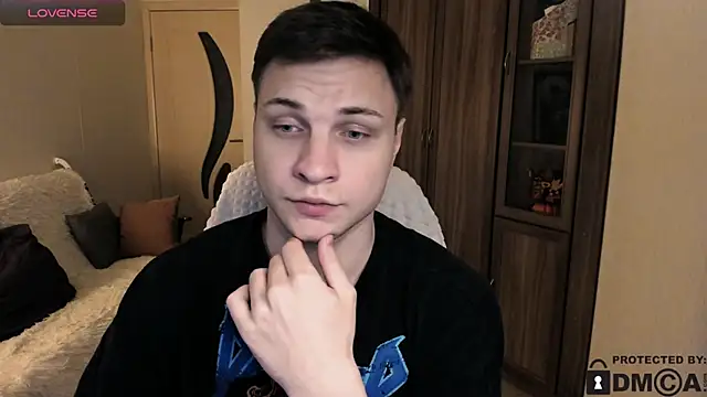 handsome guy01 online show from November 2025 06:36:02 PM