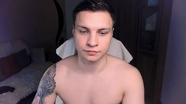 handsome guy01 online show from January 2025 07:04:01 PM
