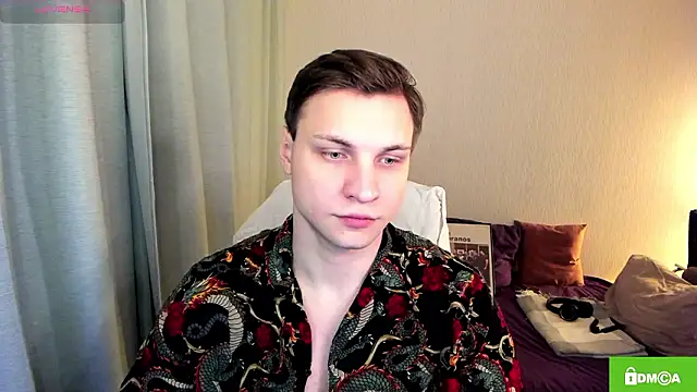 handsome guy01 online show from March 2026 07:08:01 PM