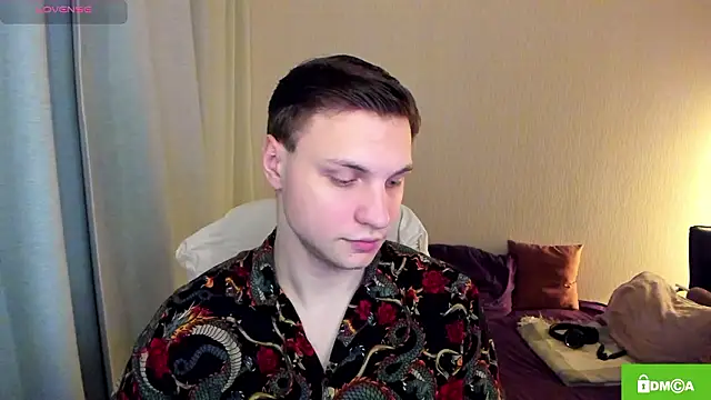 handsome guy01 online show from March 2026 10:44:01 PM