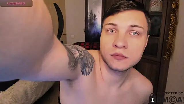 handsome guy01 online show from November 2025 02:23:02 AM