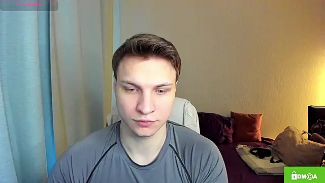 handsome guy01 online show from March 2026 06:33:01 AM