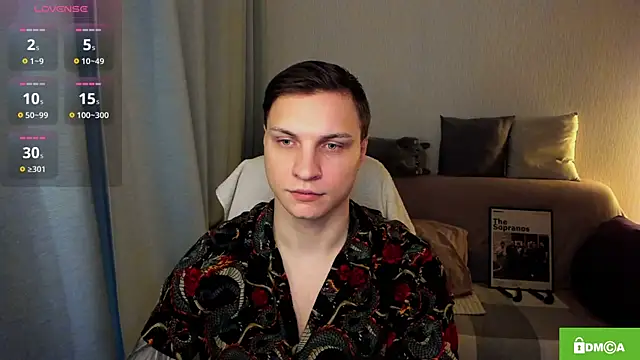 Snapshot of handsome_guy01 chatting on June 2026 05:18:02 PM handsome guy01 online show from June 2026 05:18:02 PM