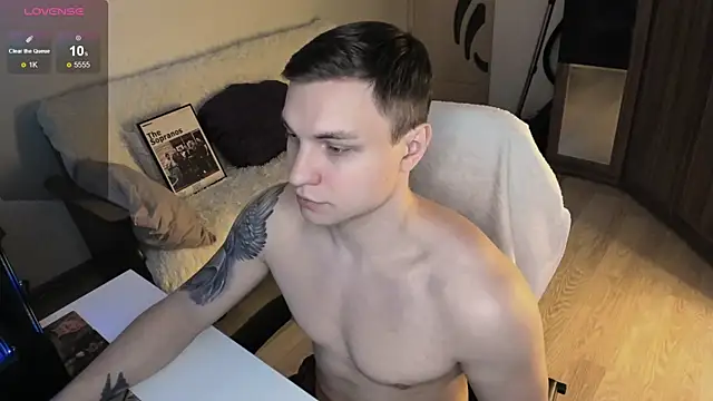 handsome guy01 online show from October 2025 09:00:02 AM