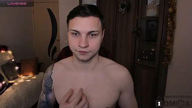 handsome guy01 online show from November 2025 03:29:03 AM