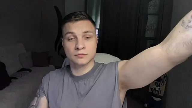 handsome guy01 online show from September 2025 07:35:02 PM