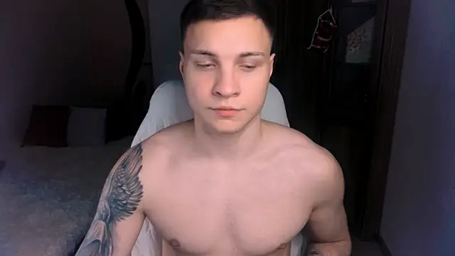 handsome guy01 online show from December 2024 12:11:01 AM