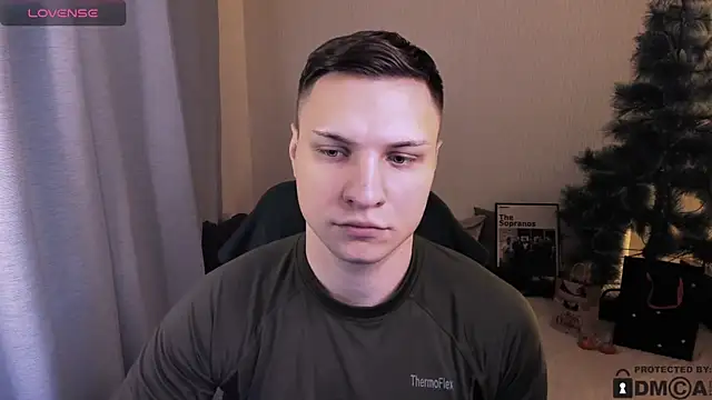 handsome guy01 online show from January 2026 01:00:02 AM