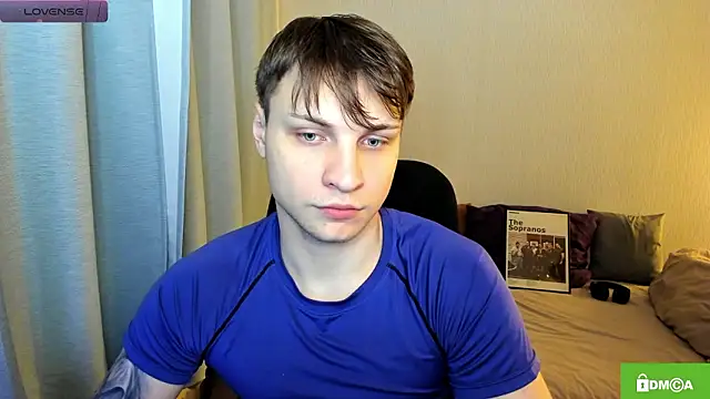 handsome guy01 online show from February 2026 05:35:01 PM