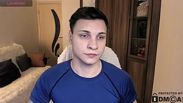 handsome guy01 online show from November 2025 06:00:01 PM