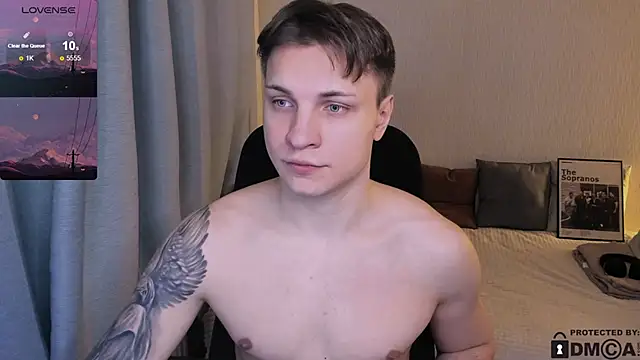 handsome guy01 online show from February 2026 12:05:02 AM