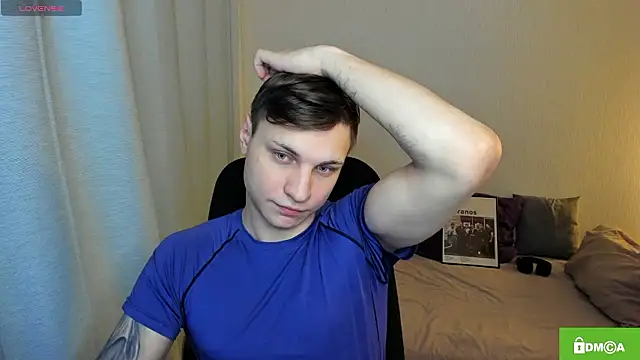 handsome guy01 online show from February 2026 09:58:01 PM