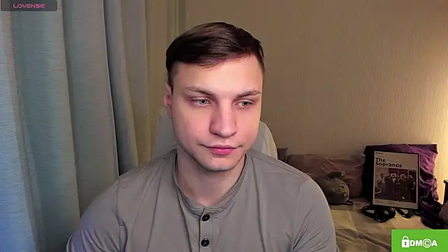 handsome guy01 online show from May 2026 06:44:02 PM