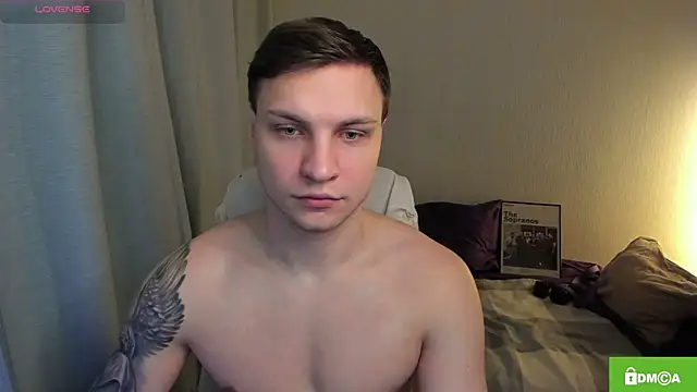 handsome guy01 online show from April 2026 10:33:02 PM