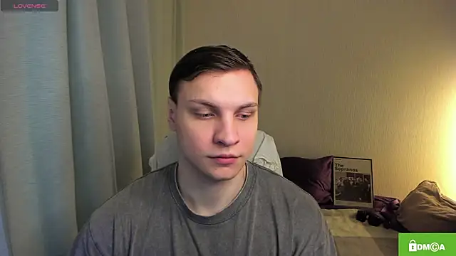 handsome guy01 online show from April 2026 07:53:01 PM