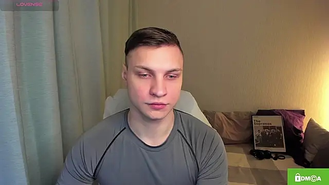 handsome guy01 online show from April 2026 05:31:01 PM
