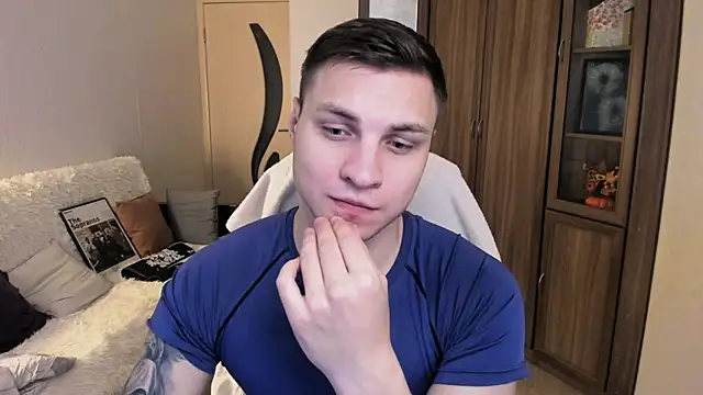 handsome guy01 online show from September 2025 07:37:02 AM