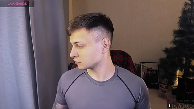 handsome guy01 online show from January 2026 03:13:02 AM