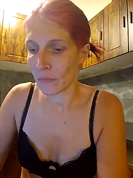 Lenchen  online show from May 2026 07:34:02 PM