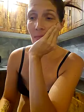 Lenchen  online show from June 2026 07:33:01 PM