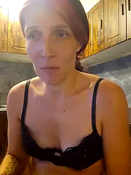 Lenchen  online show from May 2026 07:33:01 PM