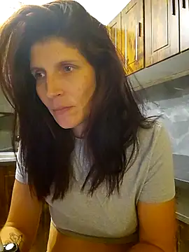 Lenchen  online show from June 2026 07:52:01 PM