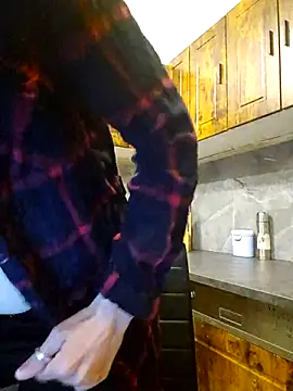 Lenchen  online show from March 2026 08:53:02 PM