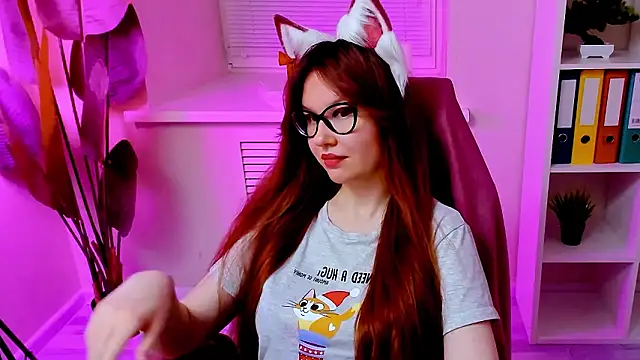 CarolGiggly online show from March 2026 01:37:01 PM