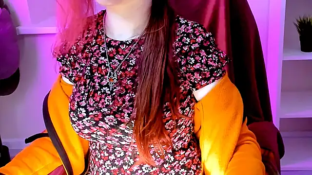 CarolGiggly online show from May 2026 04:35:02 PM