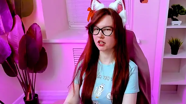 CarolGiggly online show from April 2026 09:04:01 PM