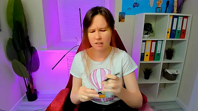 CarolGiggly online show from October 2025 07:04:01 PM