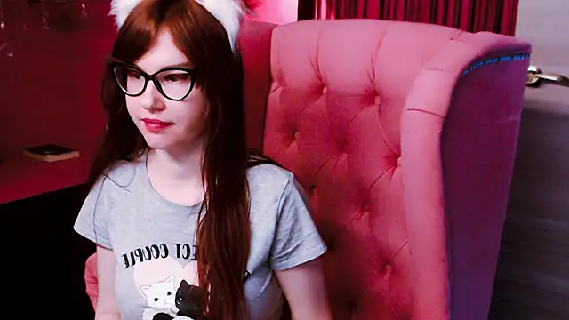 CarolGiggly online show from December 2024 04:34:01 PM
