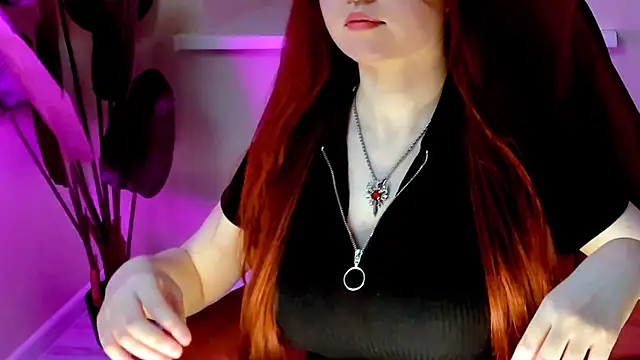CarolGiggly online show from April 2026 08:12:01 AM