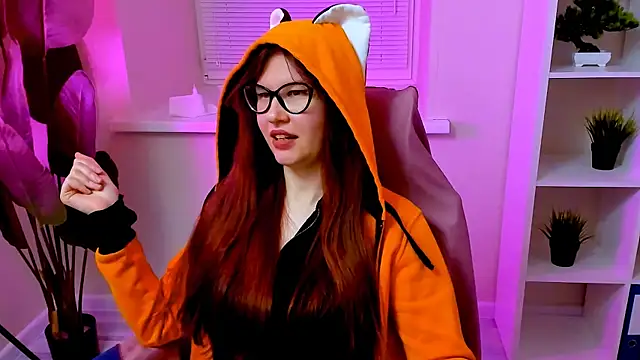 CarolGiggly online show from May 2026 12:52:01 PM