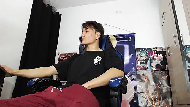 sr jaeger online show from December 2025 01:35:02 PM