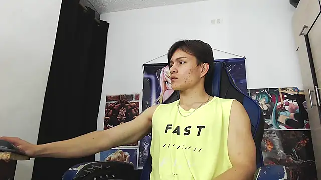 Snapshot of sr_jaeger chatting on November 2025 01:04:02 PM sr jaeger online show from November 2025 01:04:02 PM